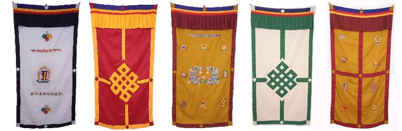 Tibetische Türbehänge