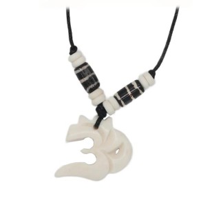 Yak Horn Anhänger - Tibet-Style, Om 30