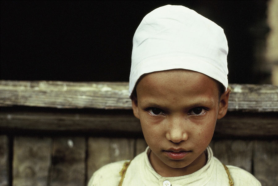 junge aus bhaktapur, tal von kathmandu, napal