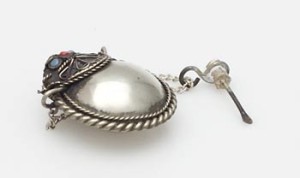 Parfüm Kajal Fläschchen aus Nepal