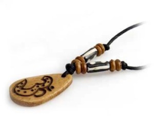 Yak Horn Anhänger - Tibet-Style, Om 2
