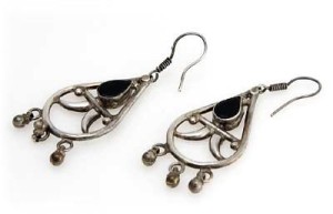 Silber-Ohrringe mit schwarzem Onyx