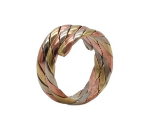 Geflochtener Drei Metalle Ring aus Nepal - 19,5 mm