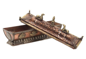 Großer Metall-Ständer mit den acht buddhistischen Glückssymbole