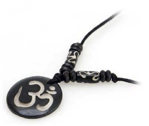Yak Horn Anhänger - Tibet-Style, Om 23