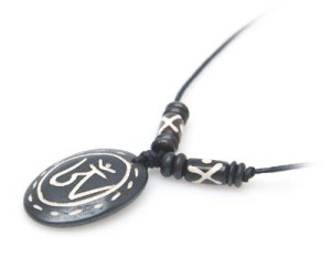 Yak Horn Anhänger - Tibet-Style, Om 5