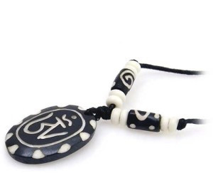 Yak Horn Anhänger - Tibet-Style, Om 24