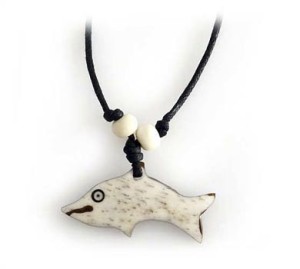 Yak Horn Anhänger, Delfin 2