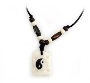 Ying/Yang Anhänger aus Horn/Stein 7