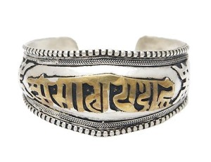 Om Mani Armreif aus Nepal