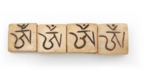 Yak Horn Armband "Om-Zeichen" aus Nepal