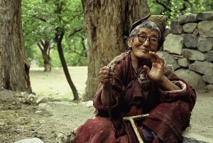 Poster 20 X 30 cm, Nonne des Frauenklosters Julichen, Ladakh, Indien