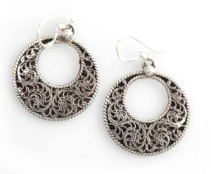 Runde, filigrane Ohrringe aus Nepal, Sterlingsilber (925)