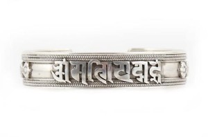 Om Mani Armreif, Sanskrit, mittel, Sterlingsilber (925)