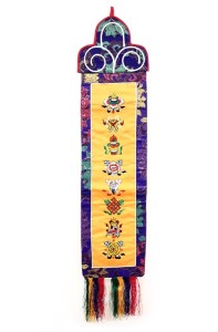 Eight Lucky Symbols Wandbehang, mittel, längs, orange