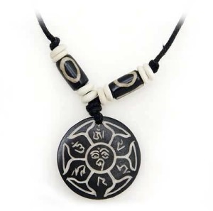 Yak Horn Anhänger - Tibet-Style, Om Mani Padme Hum, Allsehende Augen 4