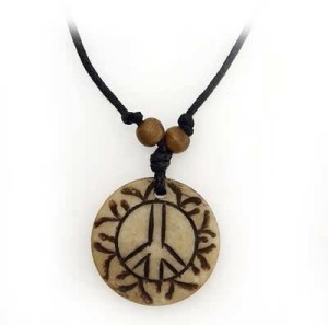 Yak Horn Anhänger, Peace 1