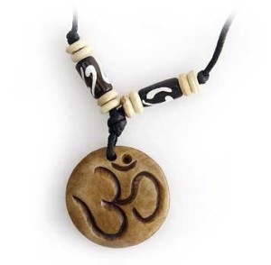 Yak Horn Anhänger - Tibet-Style, Om 20
