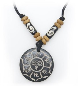 Yak Horn Anhänger - Tibet-Style, Om Mani Padme Hum, Allsehende Augen 02