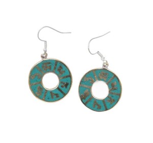 Om Mani Ohrringe aus Nepal