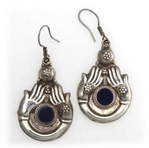 Silber-Ohrringe mit blauen Steinen