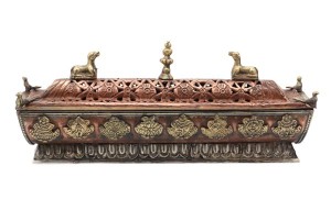 Großer Metall-Ständer mit den acht buddhistischen Glückssymbole 2