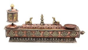 Großer Metall-Ständer mit Gebetsmühle, Teelichtständer, Glückssymbole, Nepal